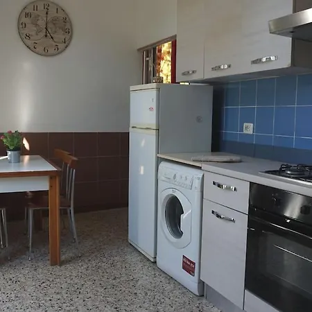 Apartment Lake Titi's Place Como
