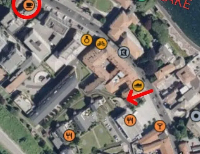 Lake Titi's Place * Como